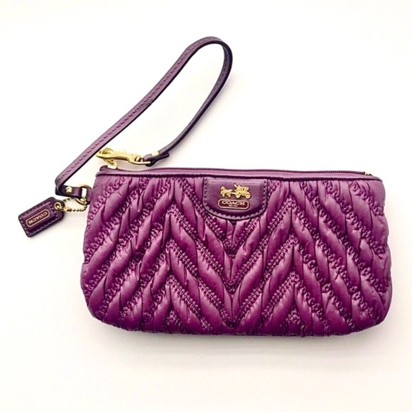 Authentic Coach Wristlet - Picture 1 of 4